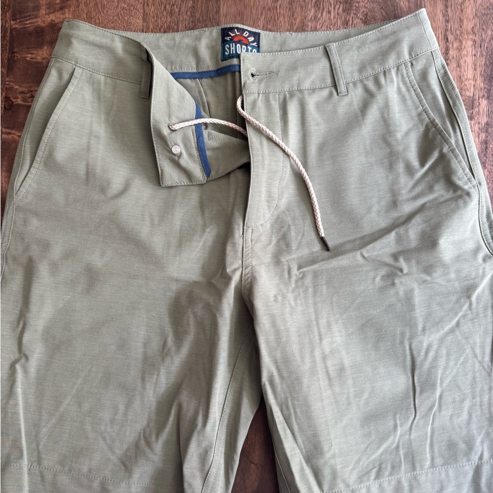 Faherty Belt Loop All Day Shorts 9” - Olive